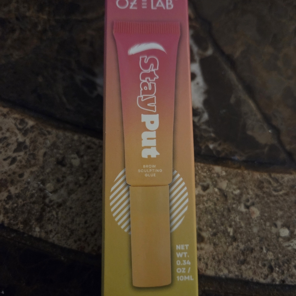 Beauty Creations Flawless Stay Primer & Oz Stay Put Brow Sculpting Glue NEW - Picture 7 of 9